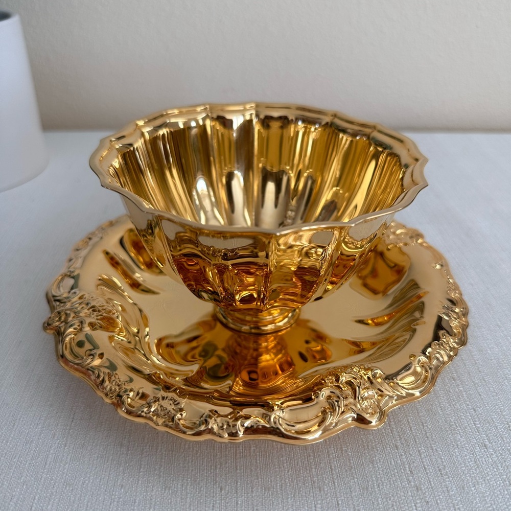 International Silver Company 24K Gold Plated Serving Bowl